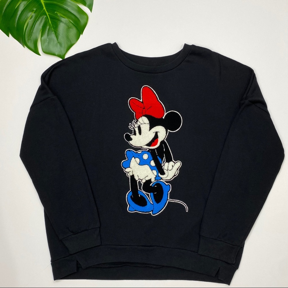 Minnie Mouse Disney Graphic Sweatshirt Pullover